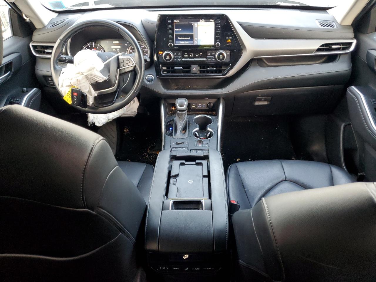 2022 TOYOTA HIGHLANDER XLE VIN:5TDHZRBH9NS597430