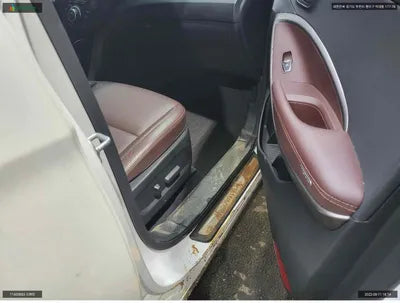 2017 Hyundai Santa FE KMHSW81XBJU785477 VIN:KMHSW81XBJU785477