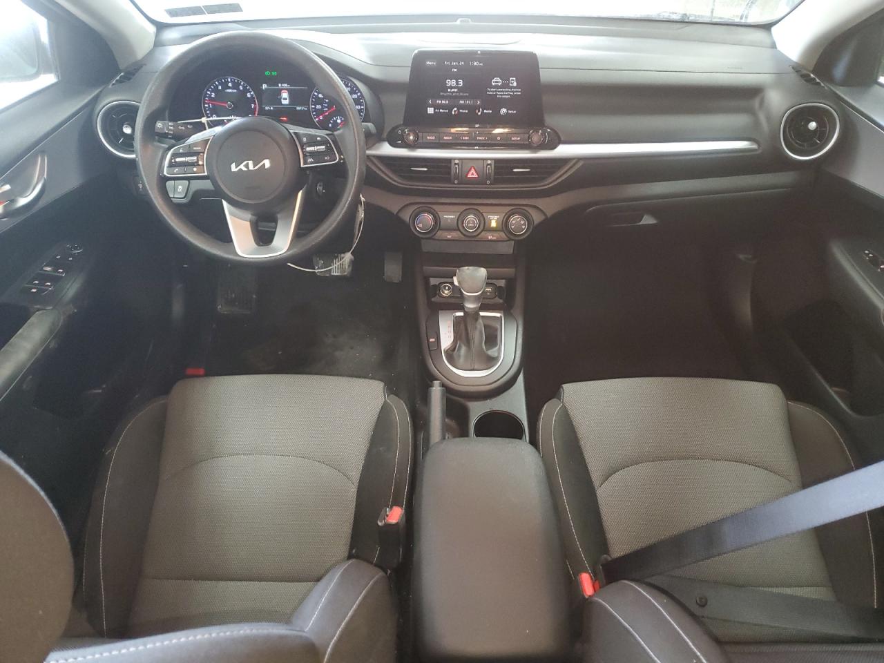 2024 KIA FORTE LX VIN:3KPF24AD1RE739413