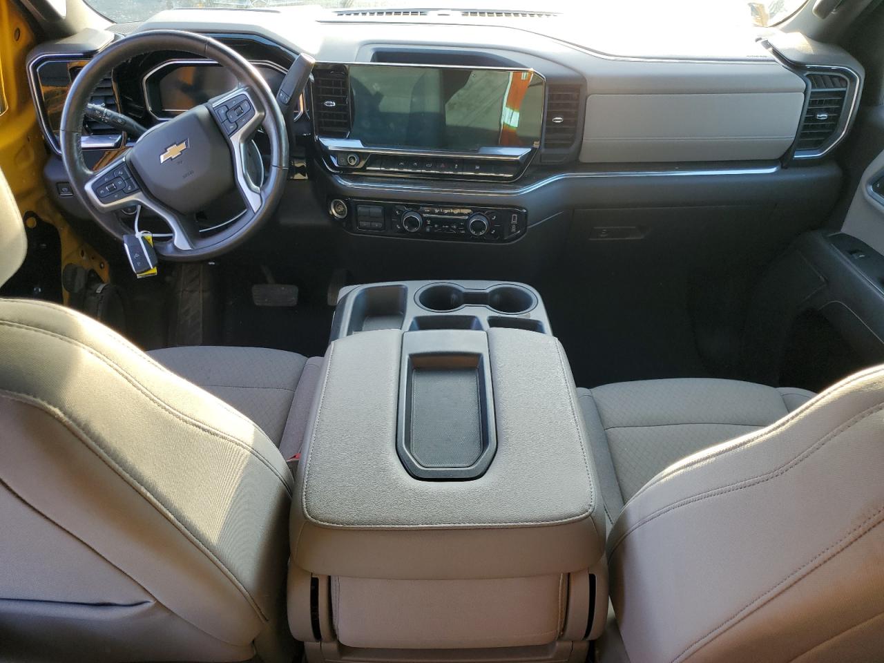 2022 CHEVROLET SILVERADO K1500 LT VIN:1GCRDDED9NZ521641