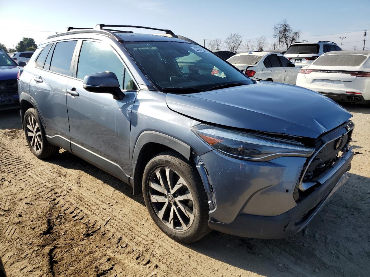 2022 TOYOTA COROLLA CROSS XLE VIN:7MUDAAAG7NV013189