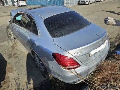 2016 Mercedes-Benz C 200 919KMWDDWF4CB7GF2 VIN:919KMWDDWF4CB7GF2