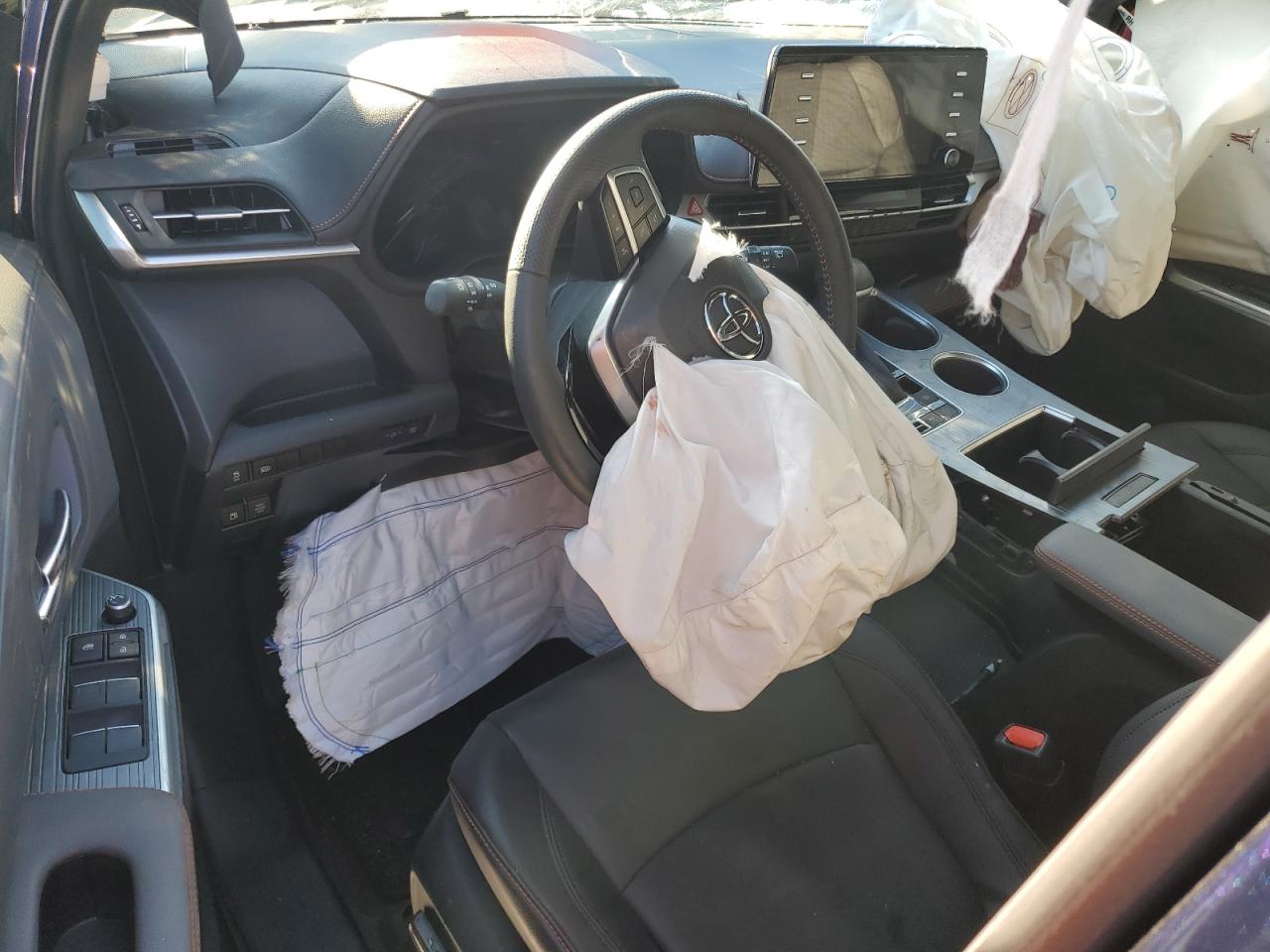 2022 TOYOTA SIENNA XSE VIN:5TDXSKFC8NS071490