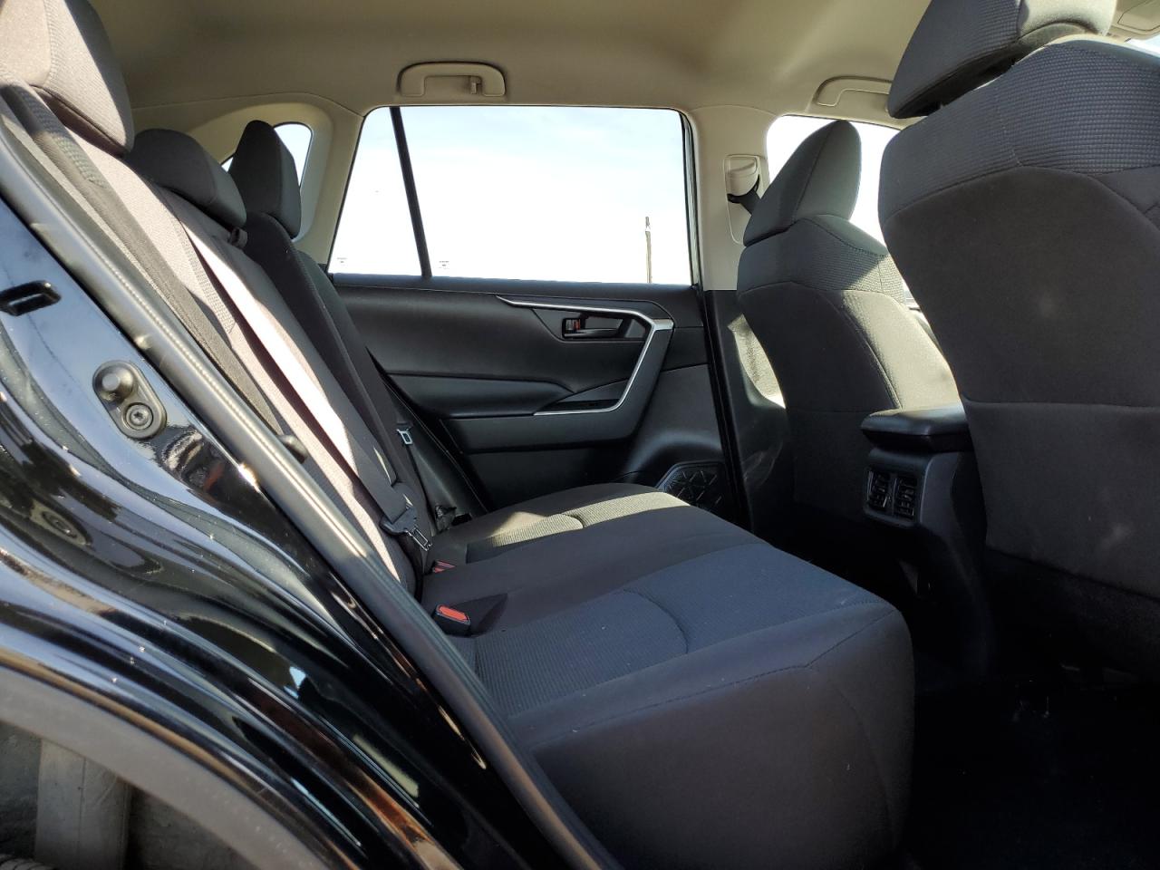 2022 TOYOTA RAV4 LE VIN:2T3F1RFV7NC267400