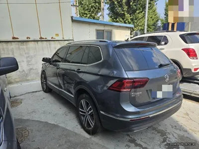 2020 Volkswagen Tiguan Allspace VIN: