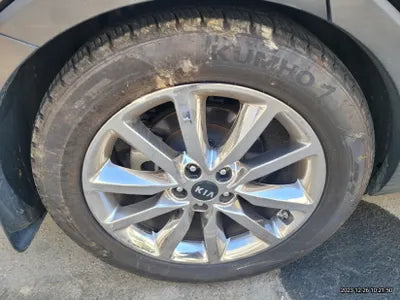 2015 Kia Sorento KNAPH81ABFA063645 VIN:KNAPH81ABFA063645