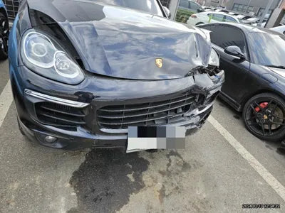2016 Porsche Cayenne VIN: