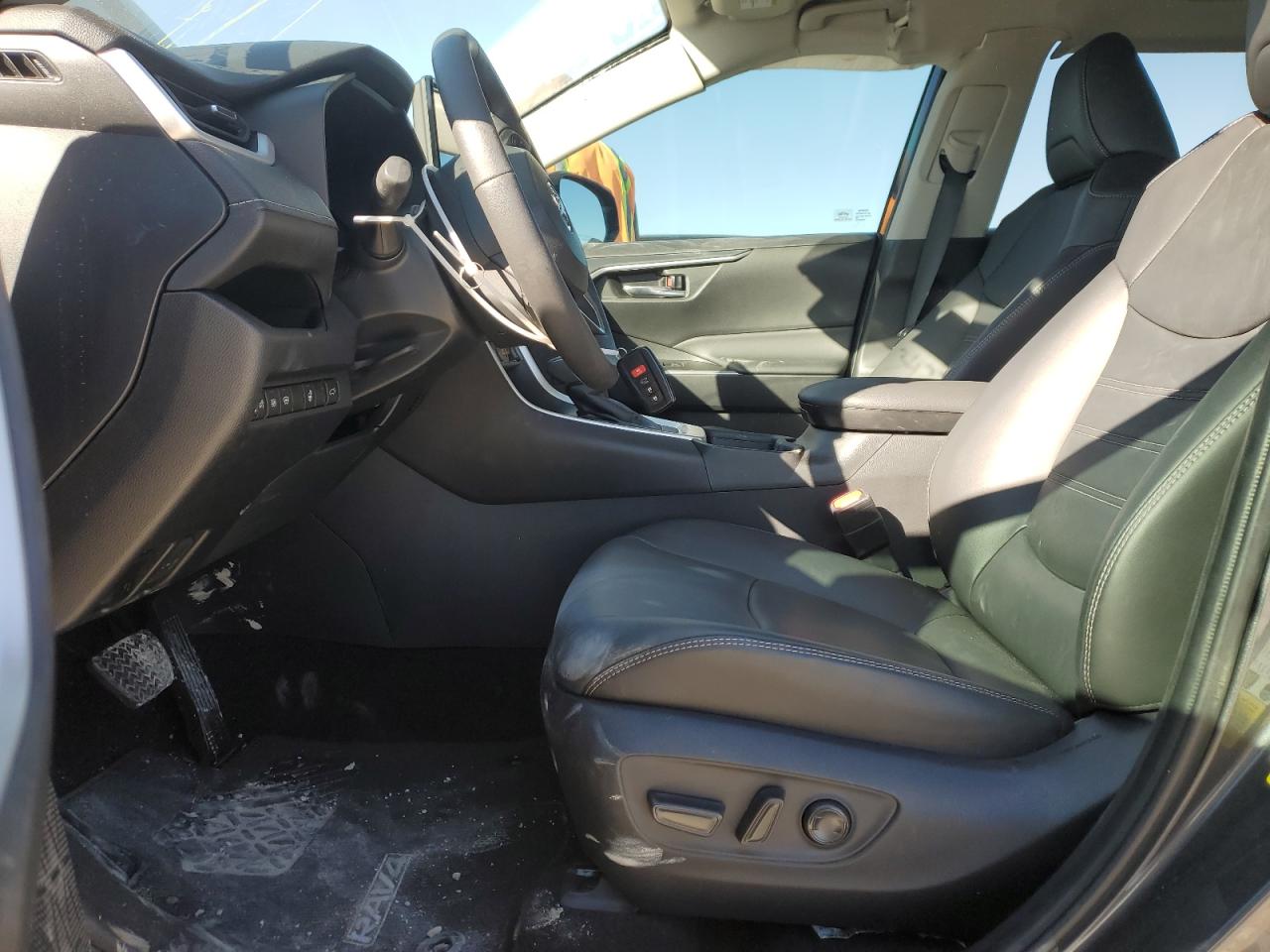 2024 TOYOTA RAV4 XLE PREMIUM VIN:2T3C1RFV6RW342238