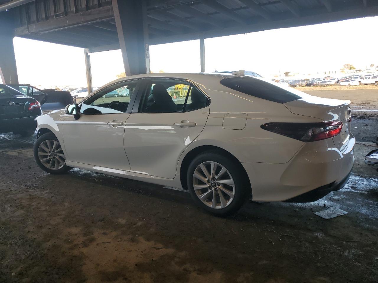 2024 TOYOTA CAMRY LE VIN:4T1C11AK0RU203181