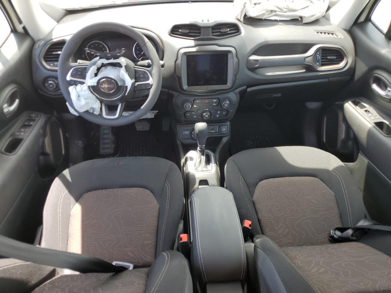 2023 JEEP RENEGADE LATITUDE VIN:ZACNJDB18PPP39764