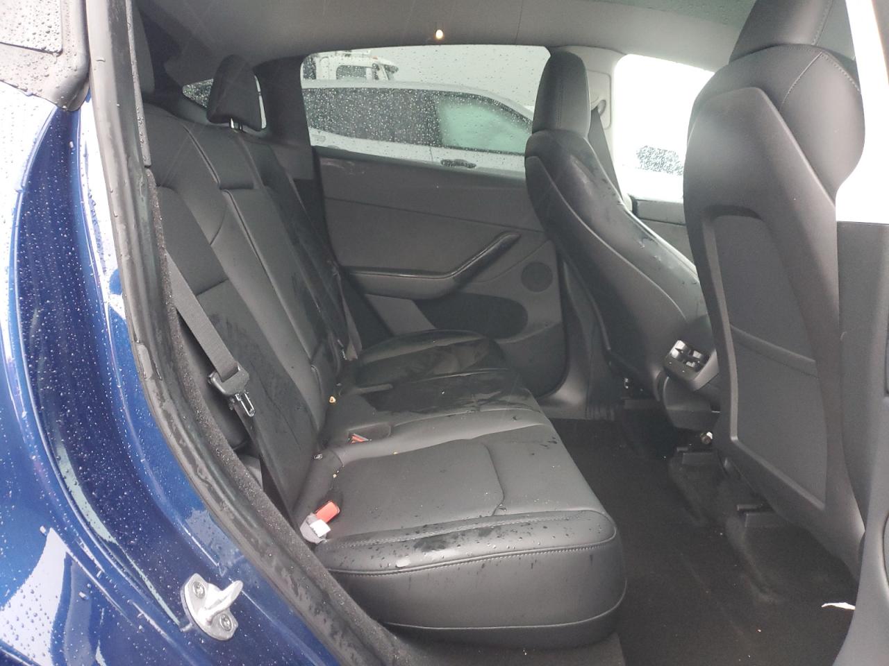 2023 TESLA MODEL Y  VIN:7SAYGDEE8PA117864