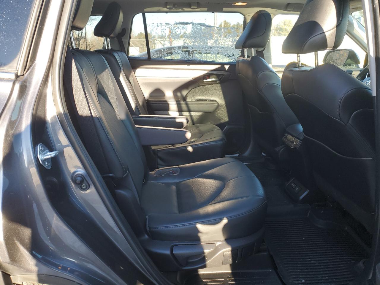 2022 TOYOTA HIGHLANDER PLATINUM VIN:5TDFZRBH6NS177826