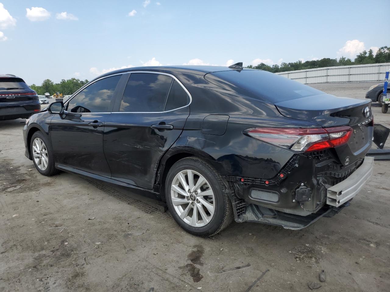 2024 TOYOTA CAMRY LE VIN:4T1C11AK0RU231353