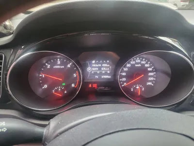 2017 Kia Carnival VIN: