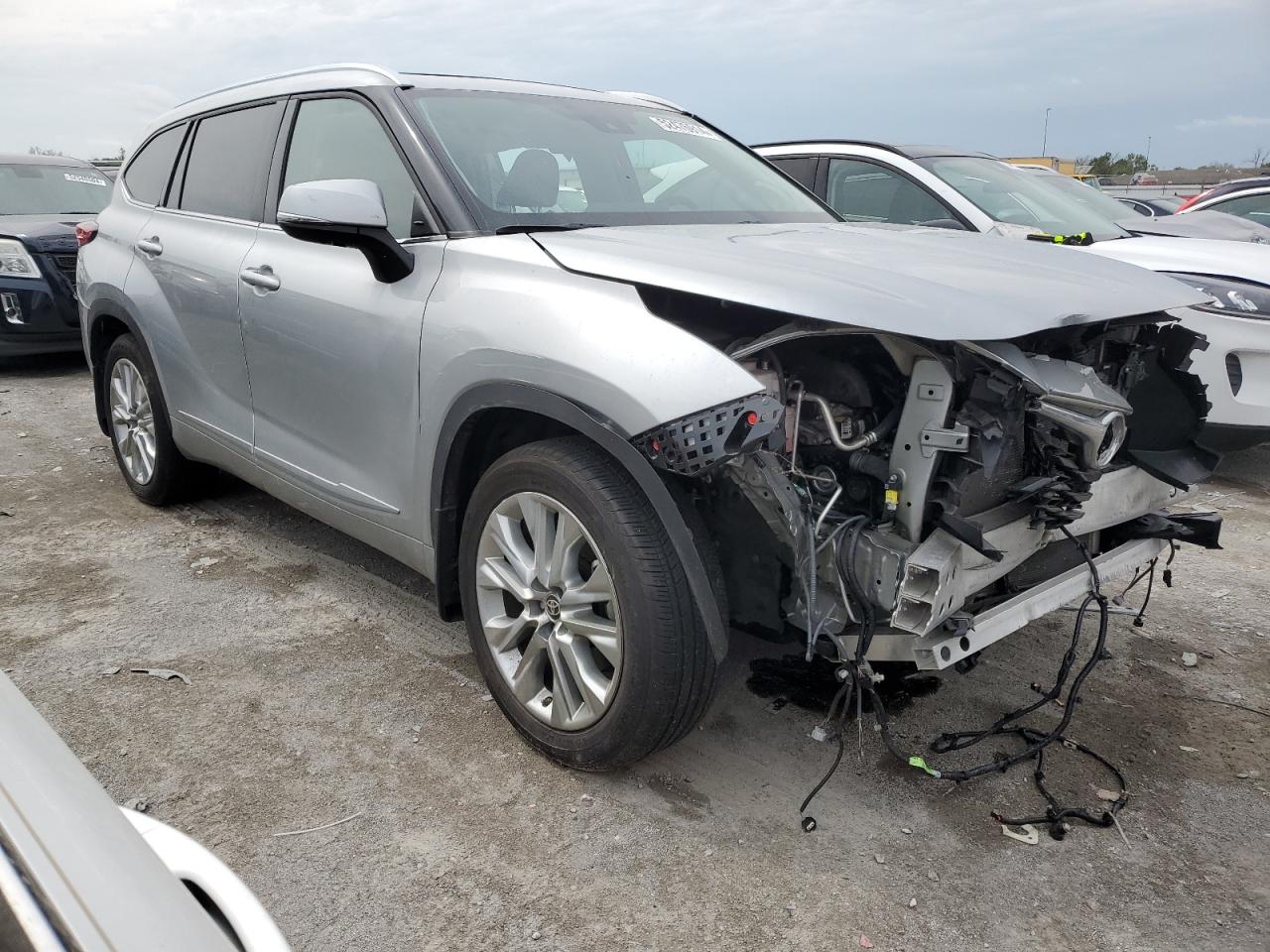 2022 TOYOTA HIGHLANDER LIMITED VIN:5TDDZRBH9NS233426