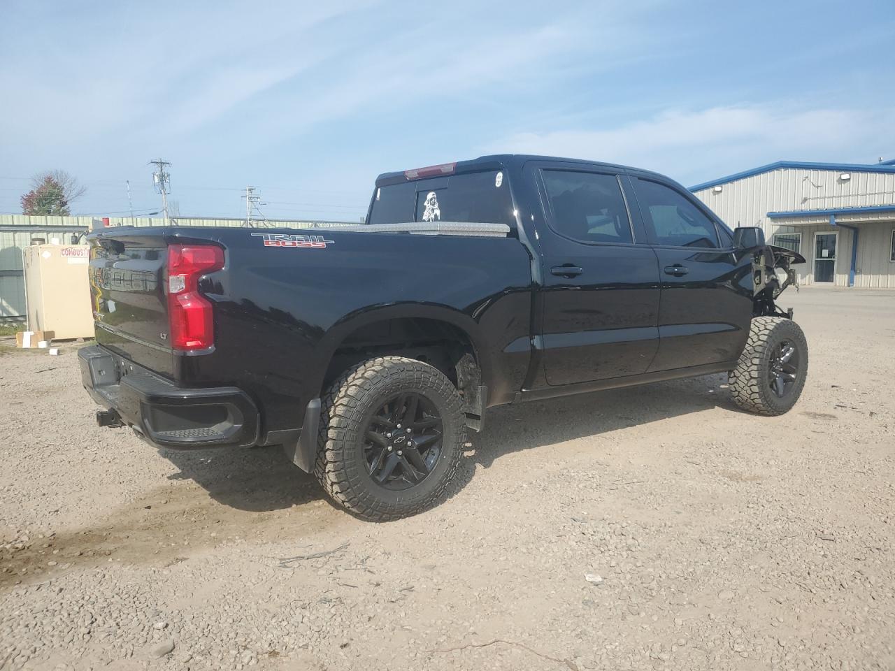 2024 CHEVROLET SILVERADO K1500 LT TRAIL BOSS VIN:3GCUDFED9RG159192