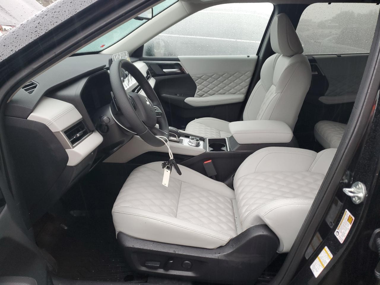 2024 MITSUBISHI OUTLANDER SEL VIN:JA4J3WA82RZ058150