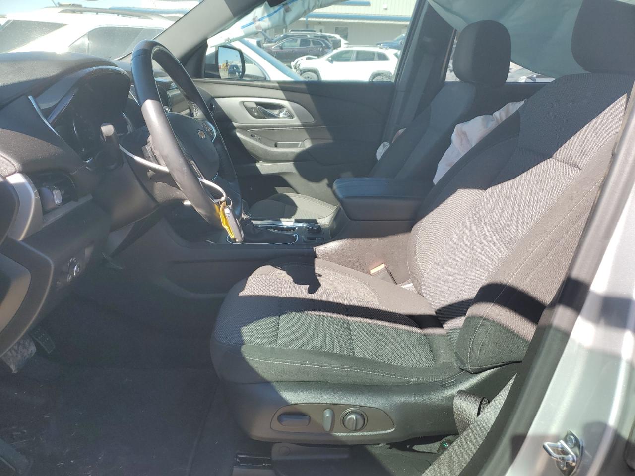 2022 CHEVROLET TRAVERSE LT VIN:1GNERGKW1NJ166154