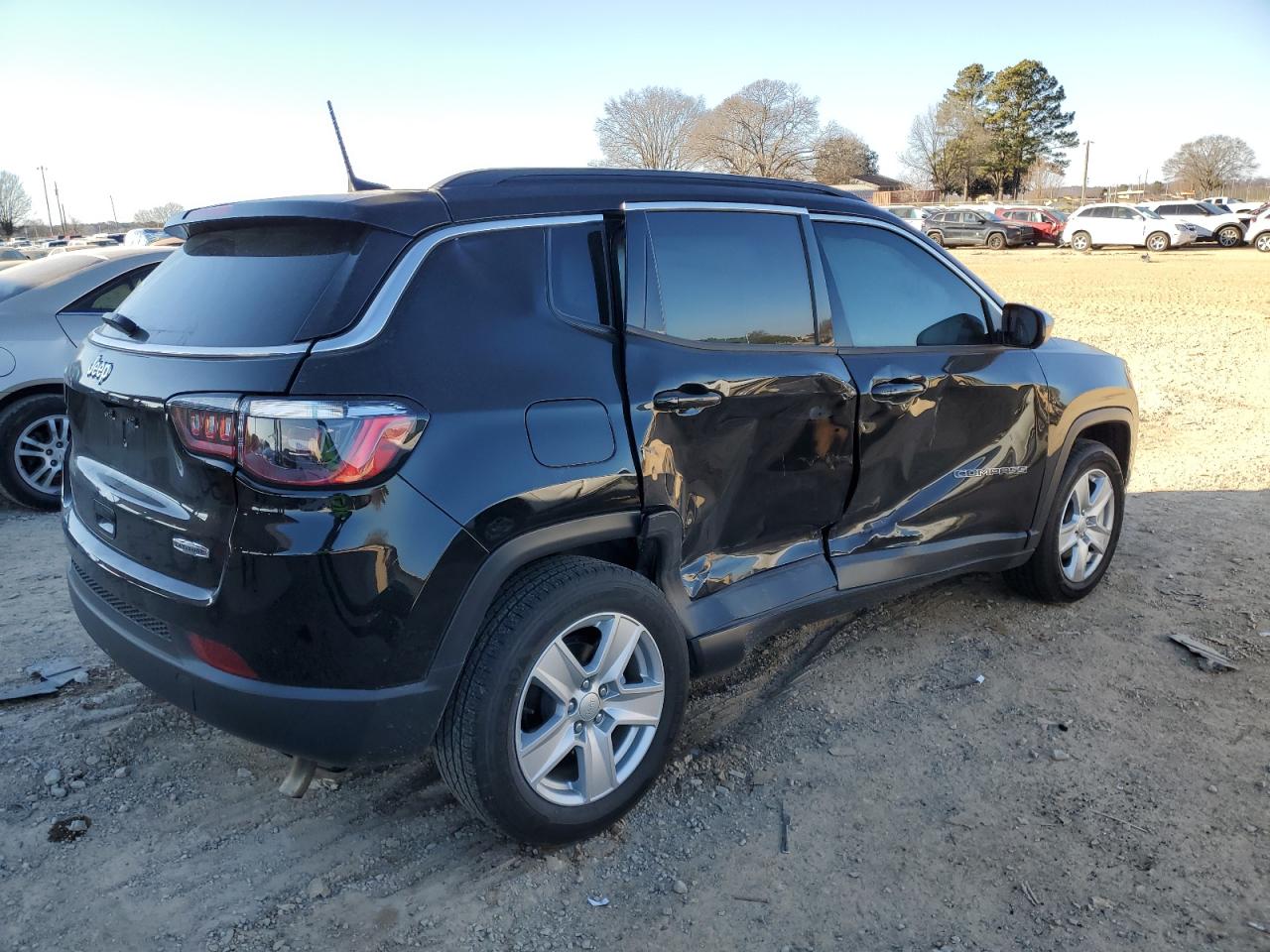 2022 JEEP COMPASS LATITUDE VIN:3C4NJCBB2NT213285