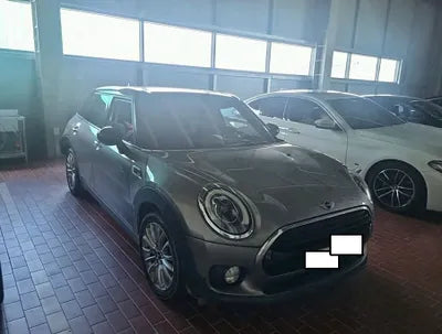 2018 MINI Clubman WMWLR9101J2E69657 VIN:WMWLR9101J2E69657