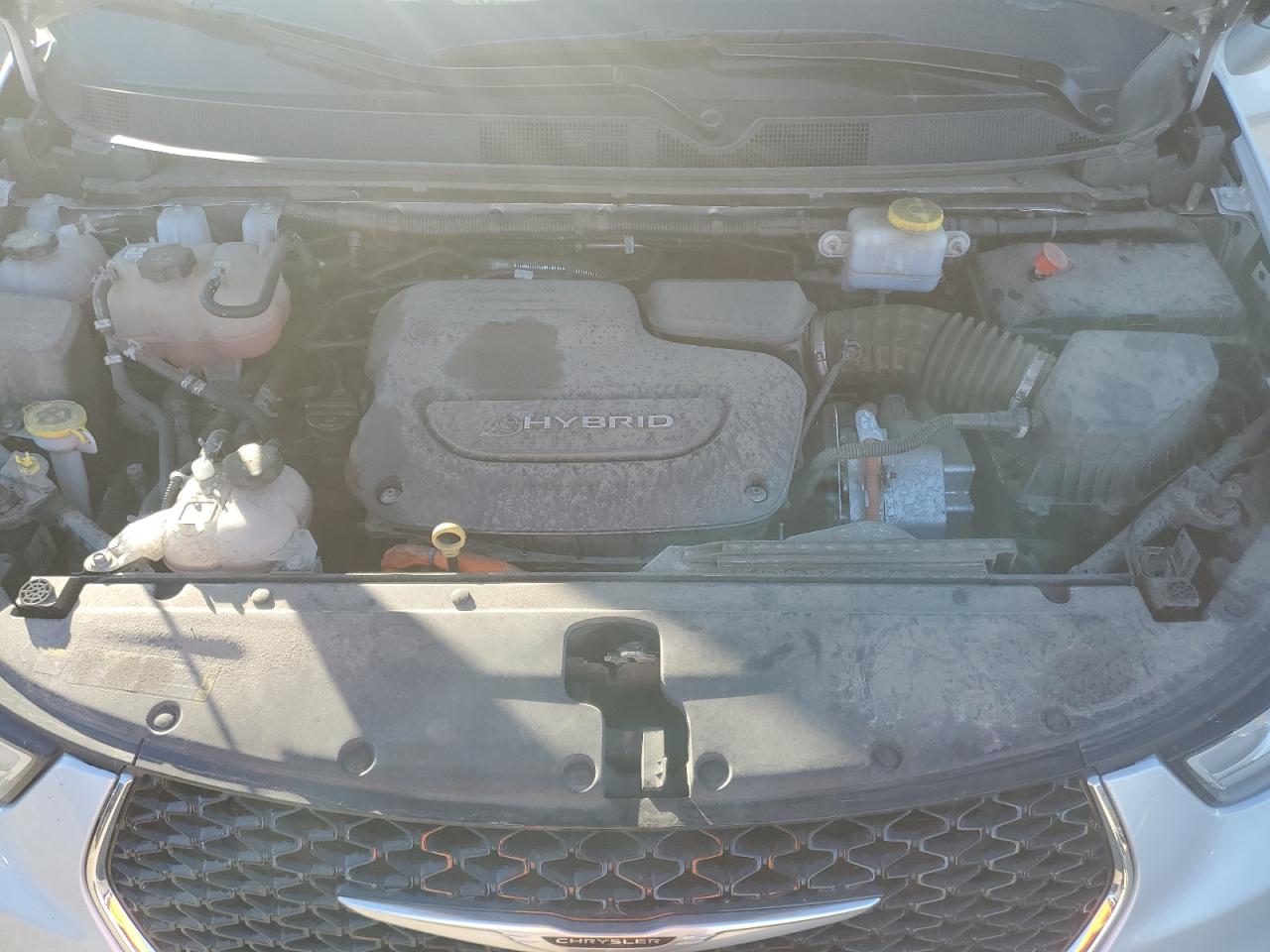 2022 CHRYSLER PACIFICA HYBRID TOURING L VIN:2C4RC1L73NR212630
