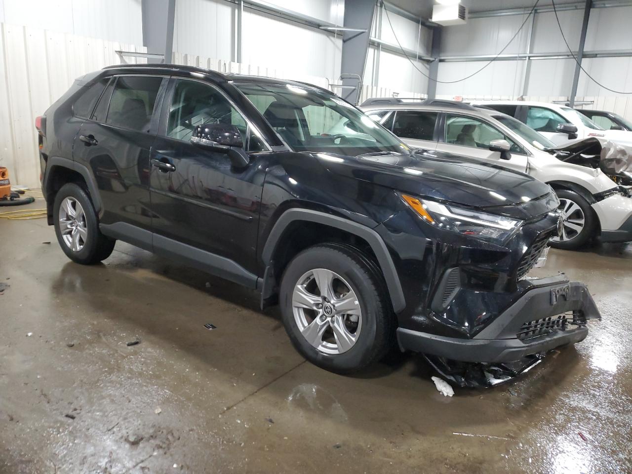 2022 TOYOTA RAV4 XLE VIN:2T3P1RFV6NW323927