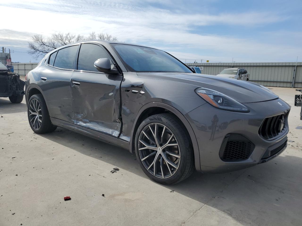 2023 MASERATI GRECALE MODENA VIN:ZN682AVM8P7434729