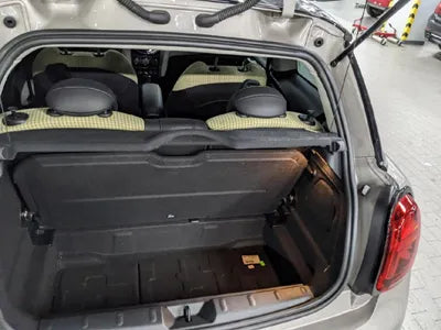 2021 MINI Cooper VIN: