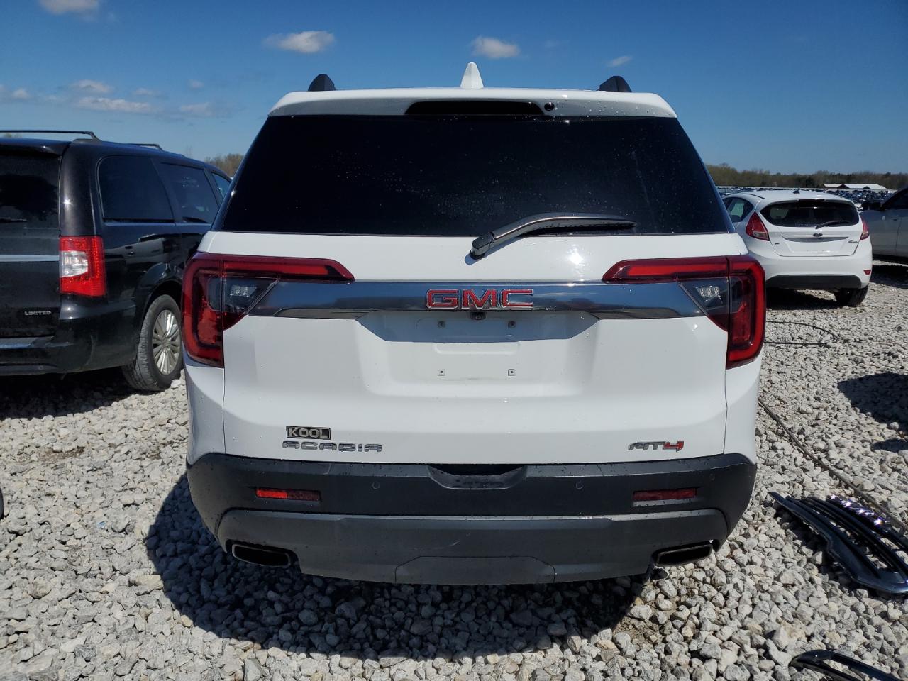 2022 GMC ACADIA AT4 VIN:1GKKNLLSXNZ104933