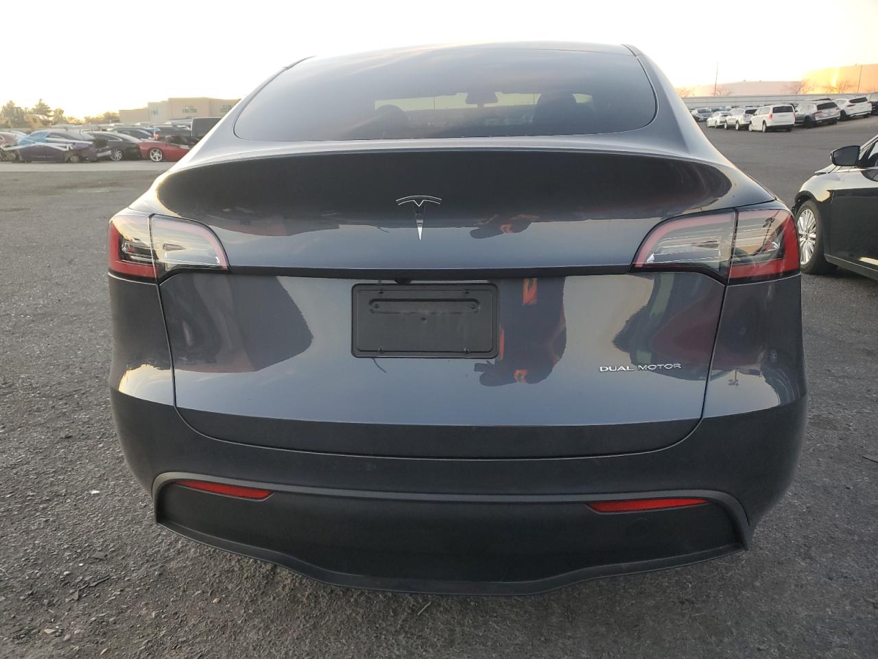 2023 TESLA MODEL Y  VIN:7SAYGDEE8PA109344