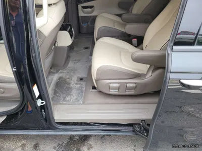 2022 Kia Carnival KNANC81BBNS136510 VIN:KNANC81BBNS136510
