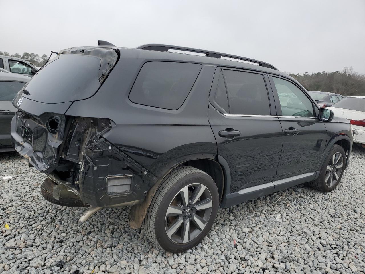 2024 HONDA PILOT TOURING VIN:5FNYG1H72RB022800