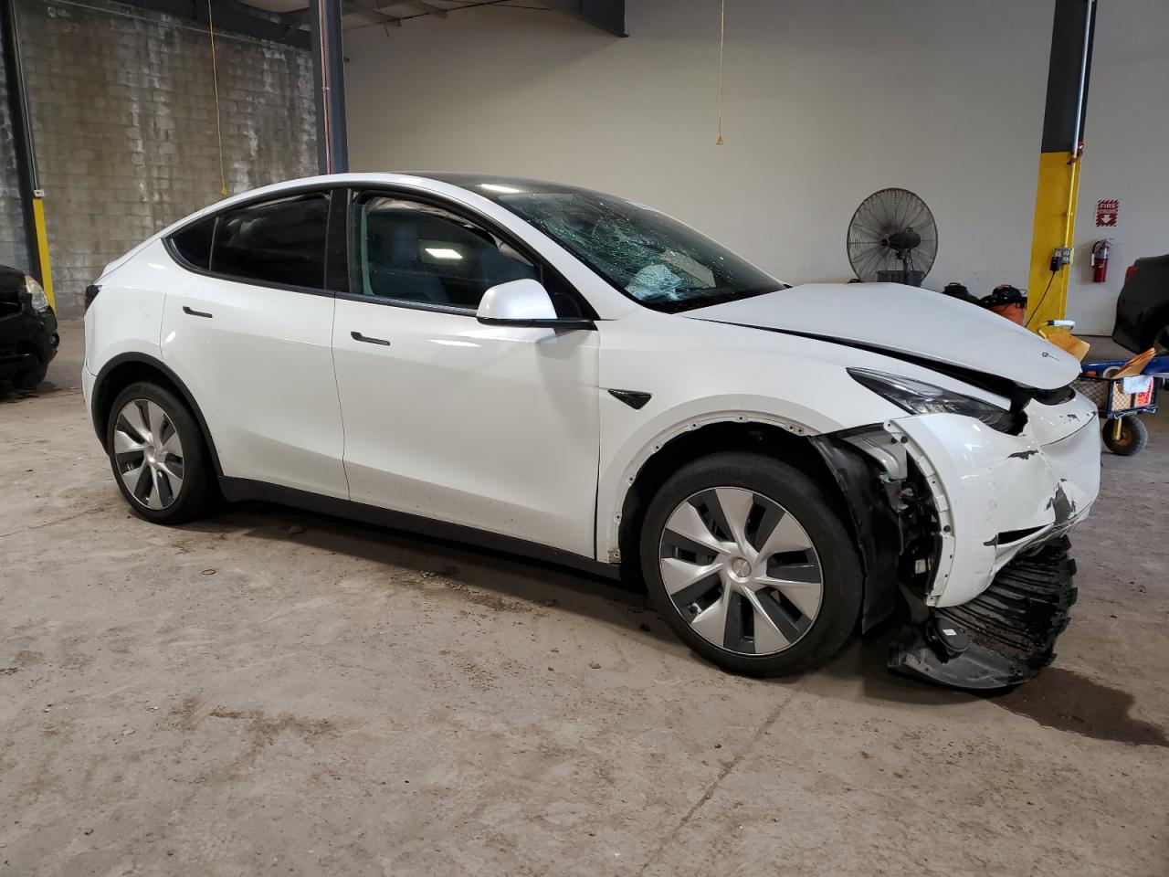 2022 TESLA MODEL Y  VIN:7SAYGDEE5NF322879