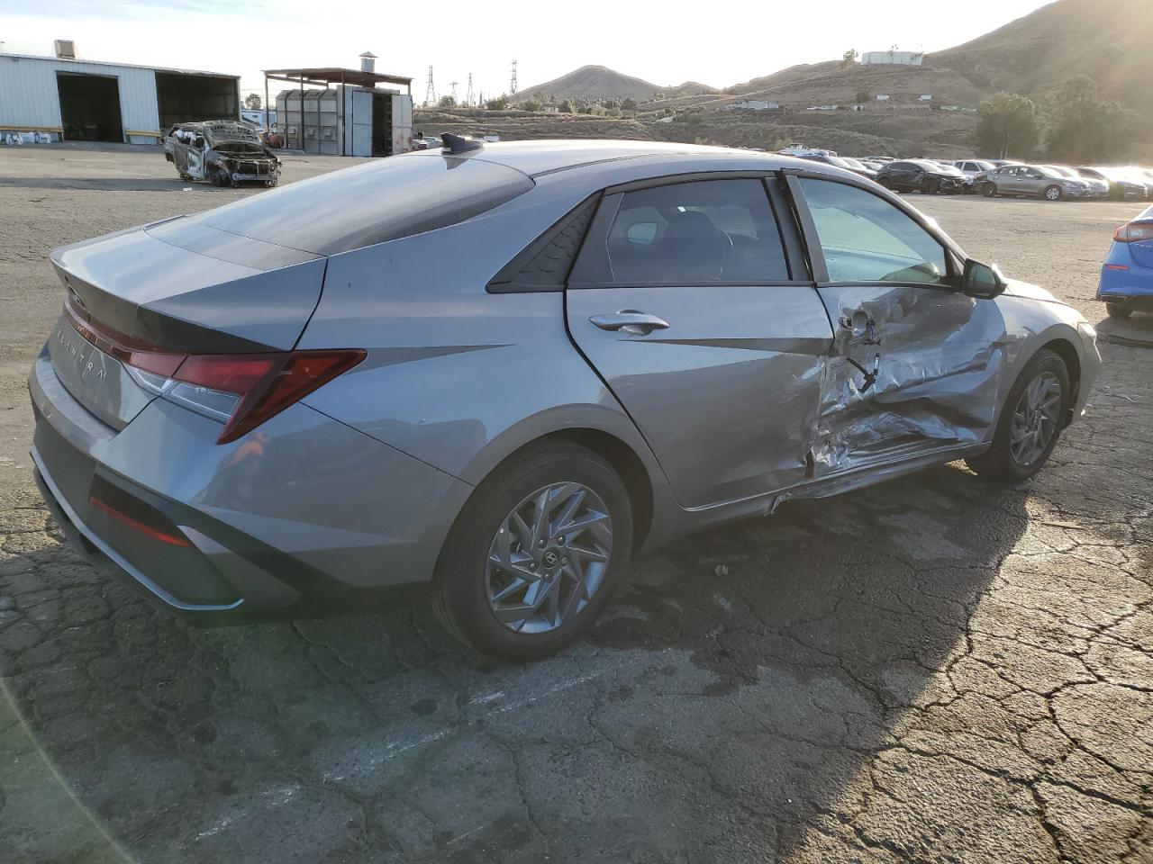 2024 HYUNDAI ELANTRA SEL VIN:KMHLM4DG3RU843983