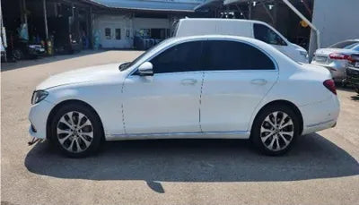 2019 Mercedes-Benz E 300 VIN: