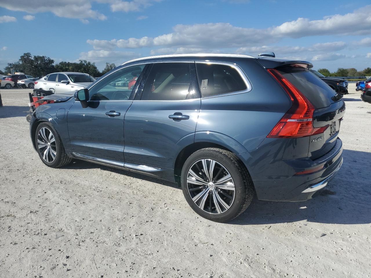 2022 VOLVO XC60 T8 RECHARGE INSCRIPTION VIN:YV4H60DL2N1069891