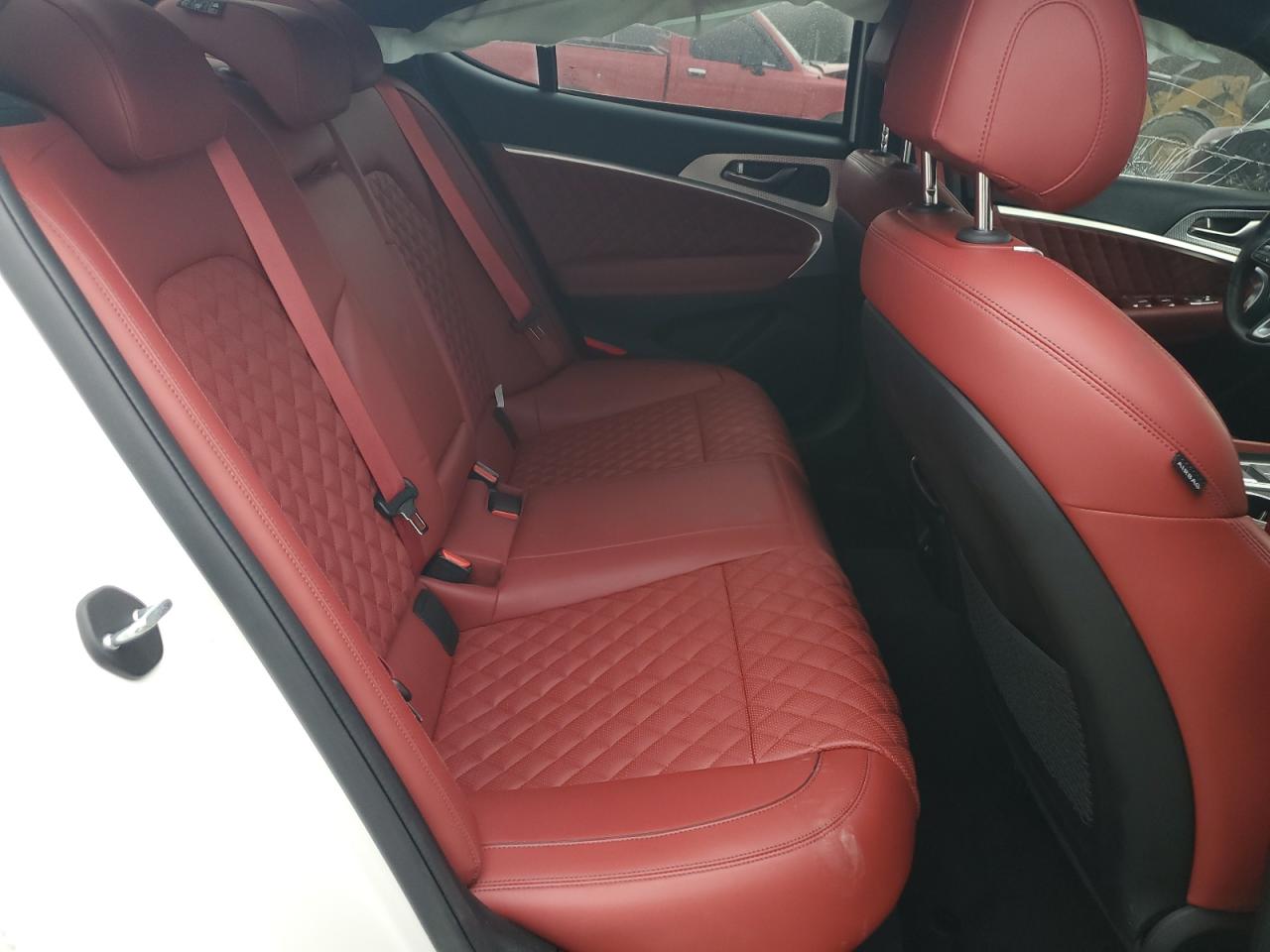 2022 GENESIS G70 LAUNCH EDITION VIN:KMTG14TE7NU082238