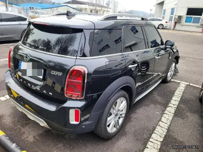 2022 MINI Countryman VIN: