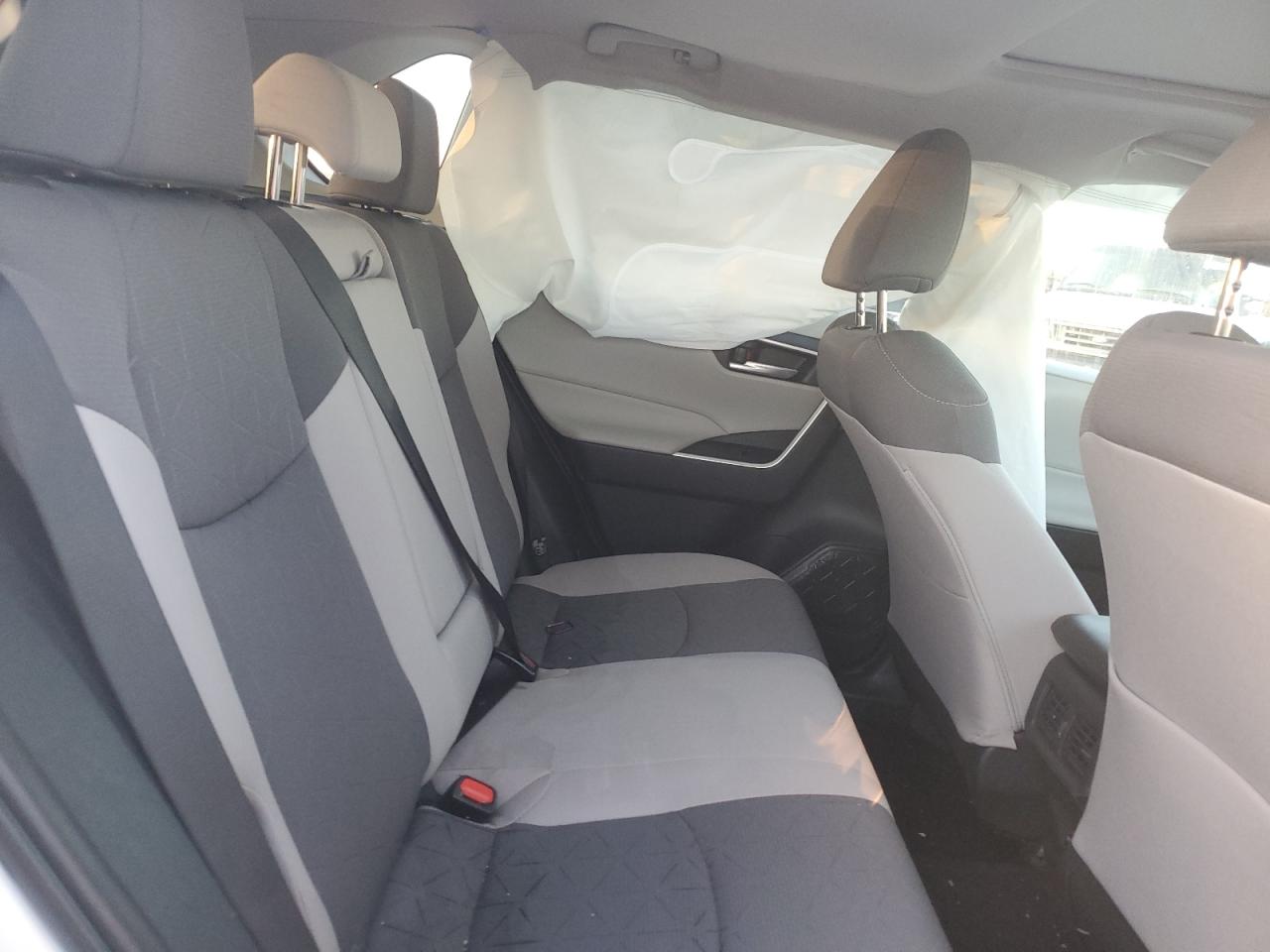 2023 TOYOTA RAV4 XLE VIN:2T3W1RFV8PC238118