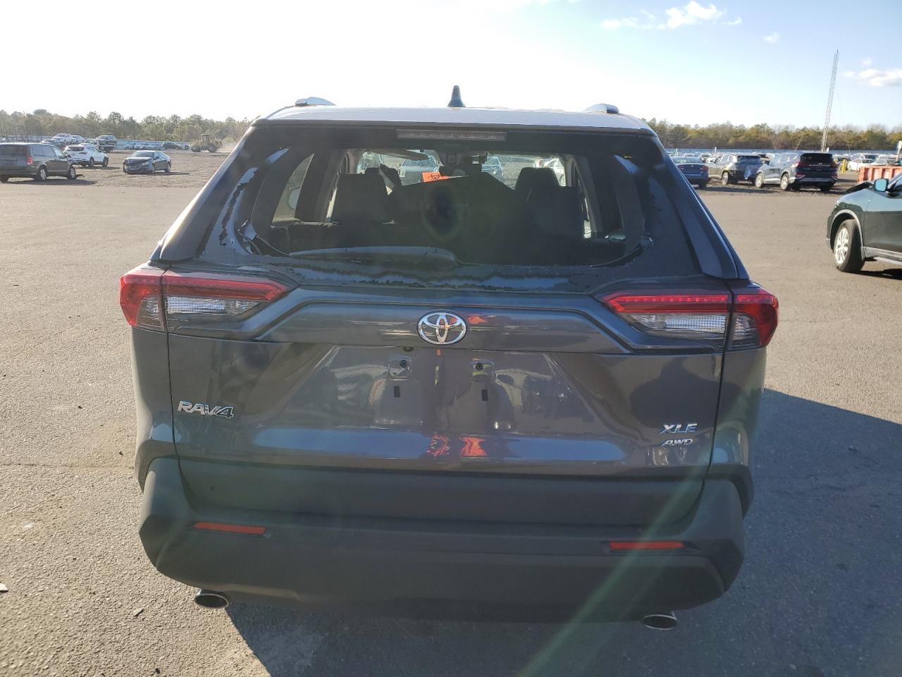 2024 TOYOTA RAV4 XLE PREMIUM VIN:2T3A1RFV4RC432061