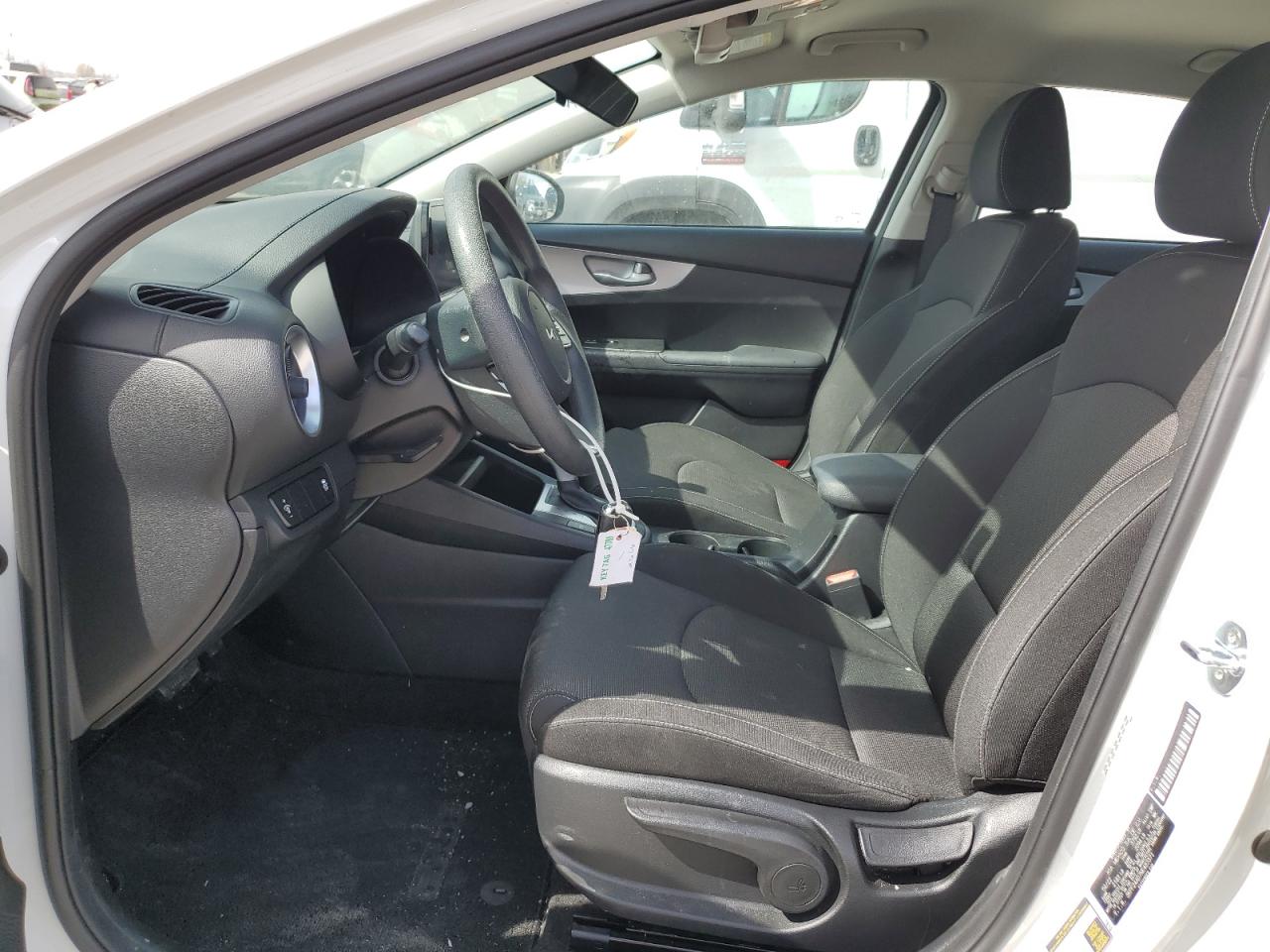 2022 KIA FORTE FE VIN:3KPF24AD7NE487371