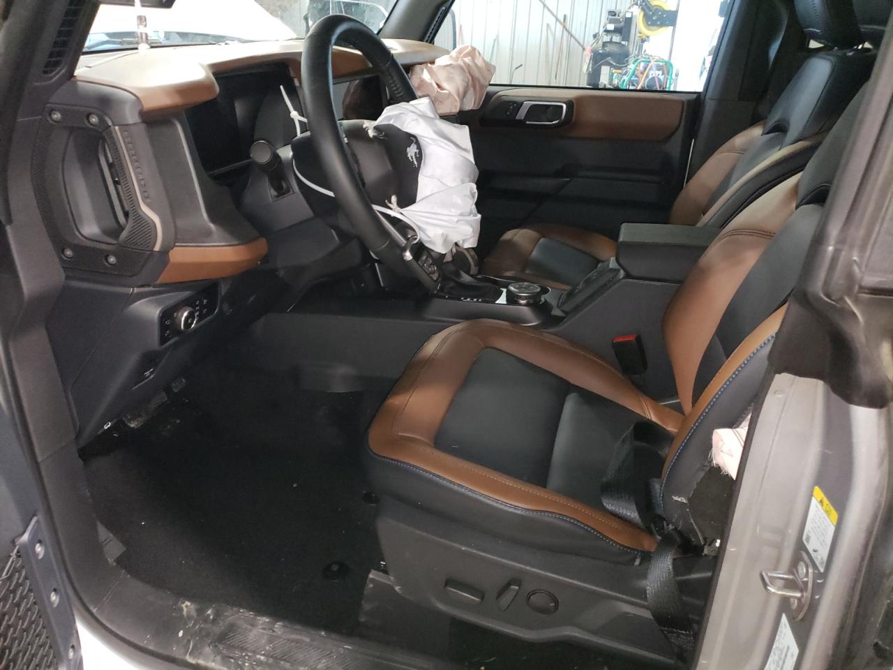 2024 FORD BRONCO OUTER BANKS VIN:1FMEE8BP4RLA03930