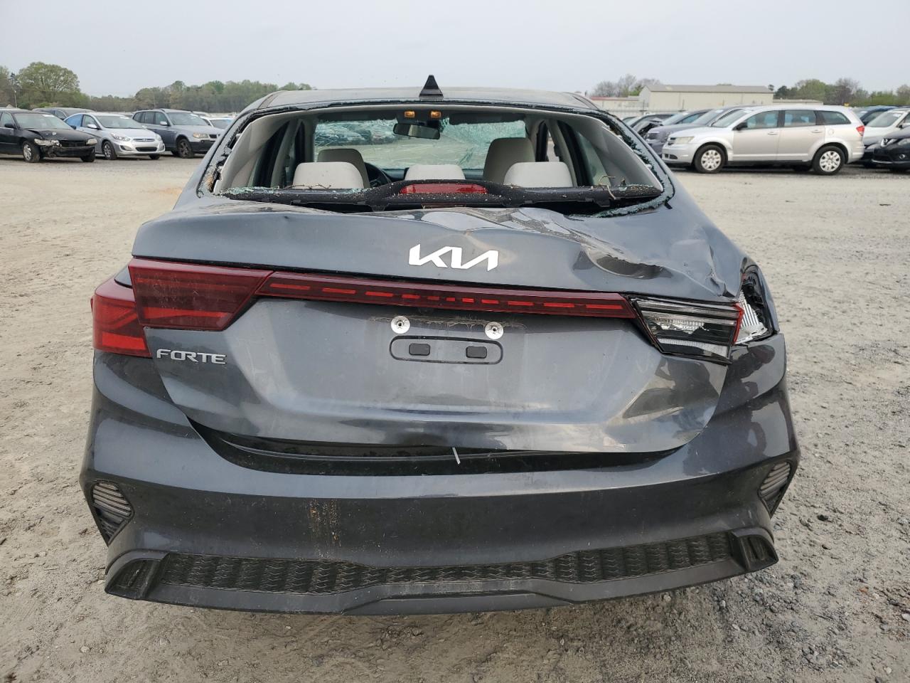 2022 KIA FORTE FE VIN:3KPF24AD0NE464112