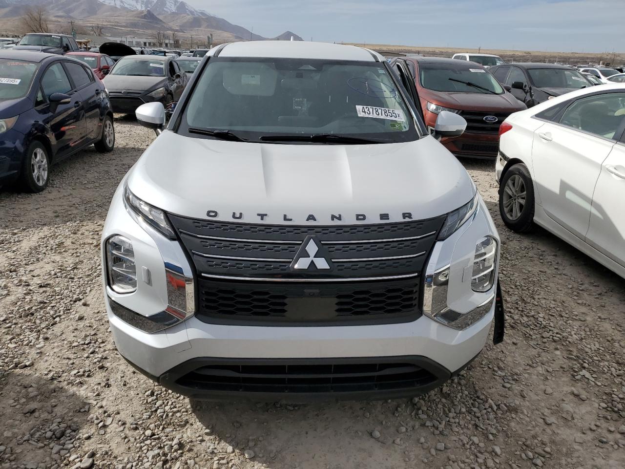 2022 MITSUBISHI OUTLANDER ES VIN:JA4J4TA8XNZ027959