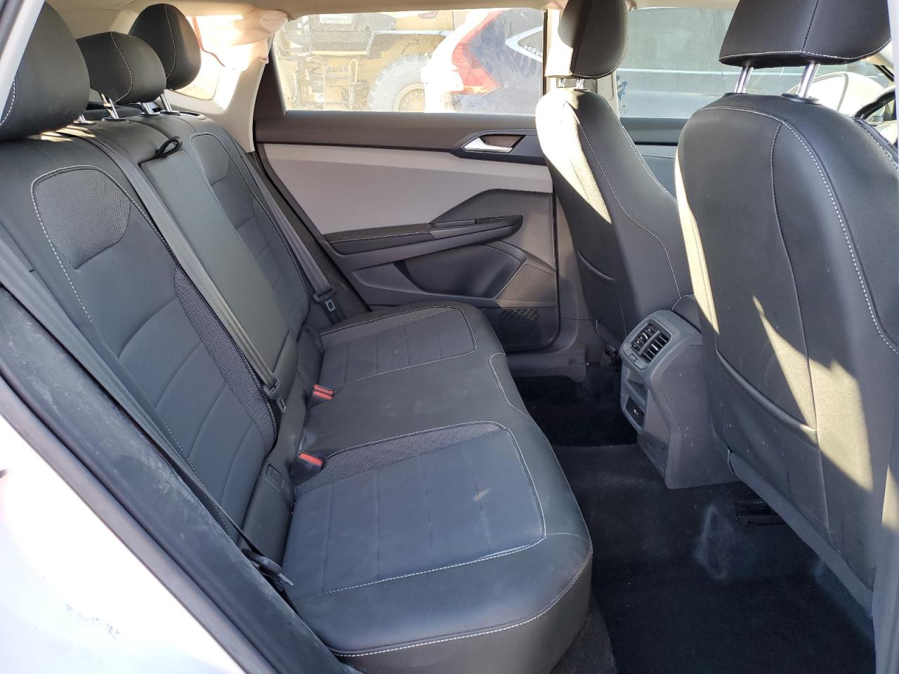 2024 VOLKSWAGEN TAOS SE VIN:3VVEX7B24RM002595