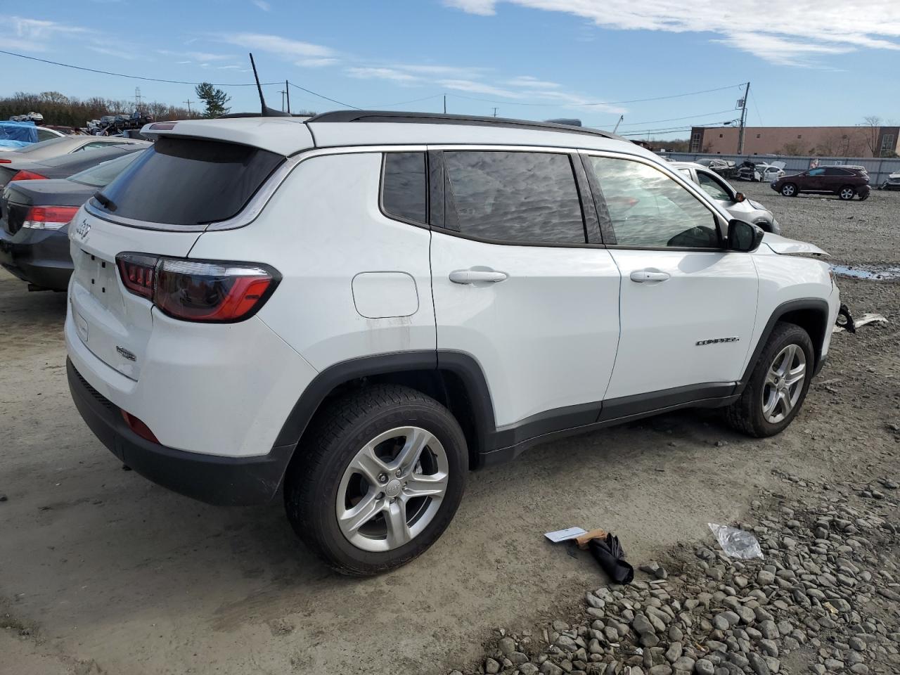 2023 JEEP COMPASS LATITUDE VIN:3C4NJDBN2PT545617