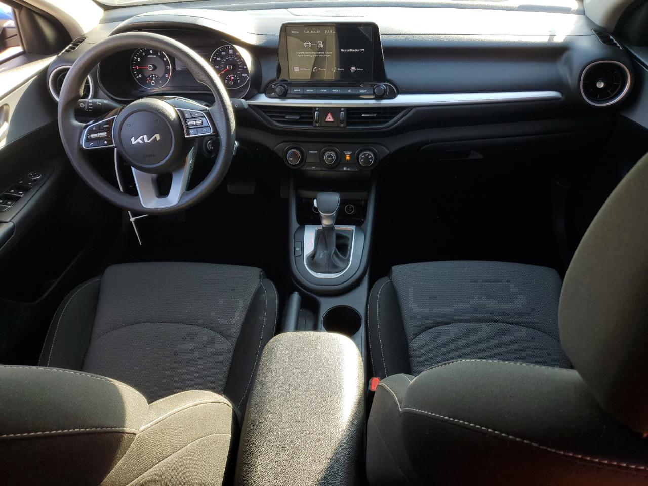 2023 KIA FORTE LX VIN:3JB1TAX46PE001040
