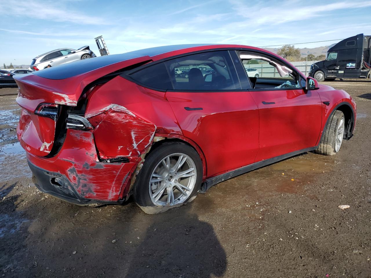2023 TESLA MODEL Y  VIN:7SAYGDED3PF943225