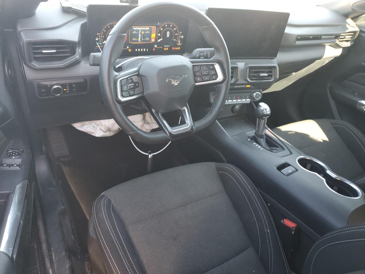 2024 FORD MUSTANG  VIN:1FA6P8TH3R5118832