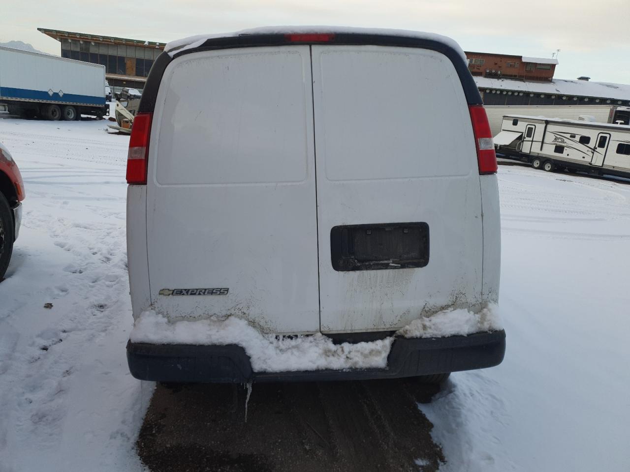 2023 CHEVROLET EXPRESS G2500  VIN:JN1BJ1CP6HW017109